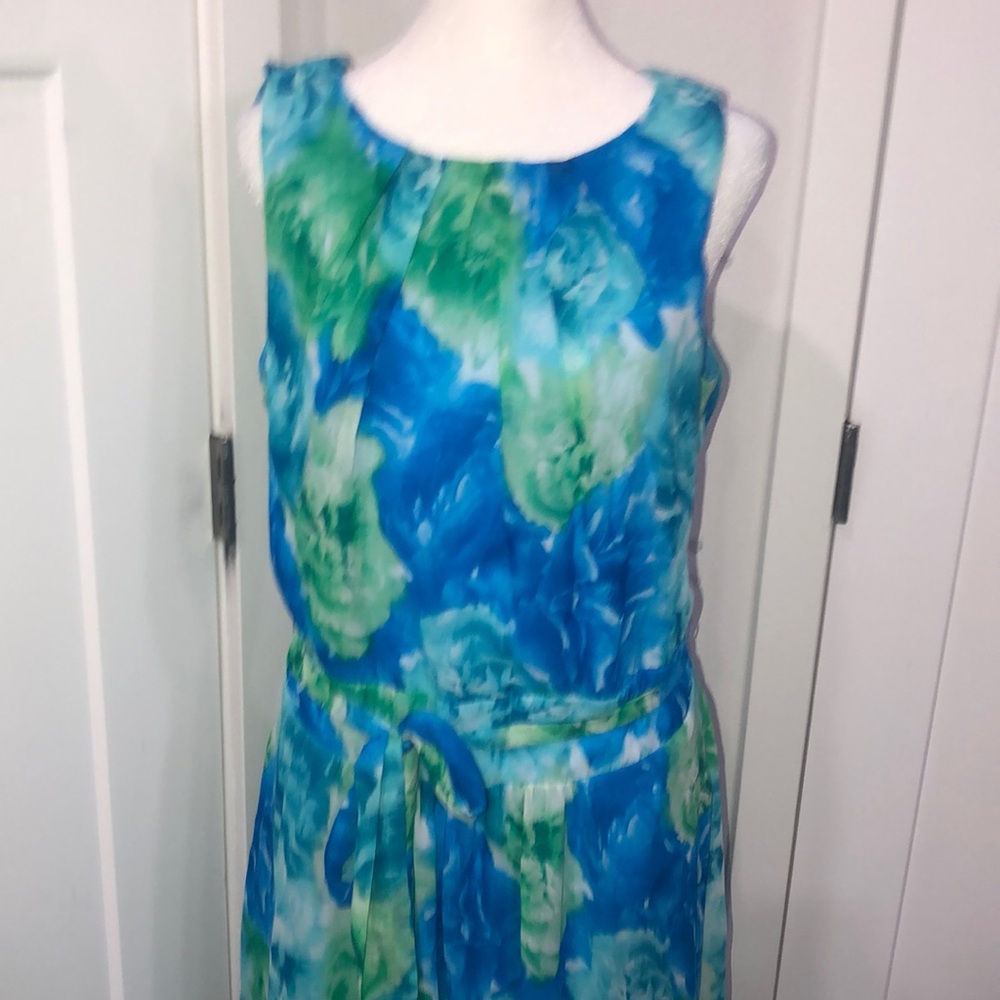 Ashley Stewart Women’s Dress Size 12. Floral Whimsical Flowy Feminine Romantic